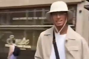 六台：贝林厄姆肩膀手术后在伦敦度假，低调现身街头