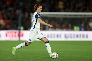 佩杜拉：罗马求购维罗纳后卫吉拉迪，预计转会费1000万至1100万欧