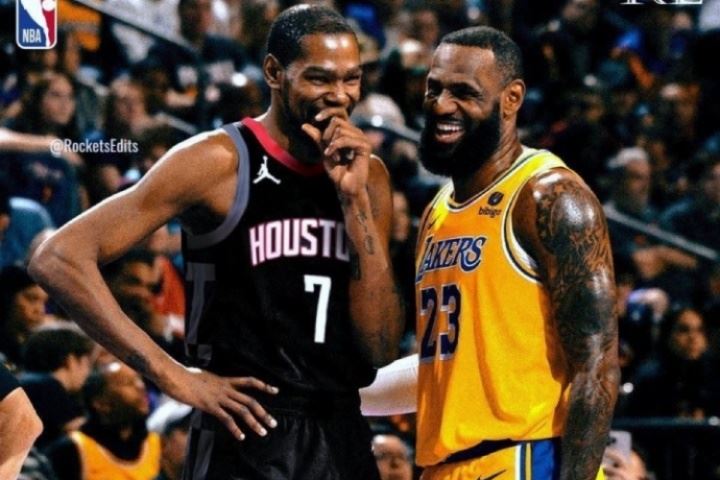 大小王的圣诞夜对决！火箭媒体人：你想不到比这更好的圣诞大战了