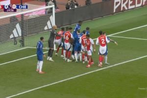 邮报：英超严打故意拉拽、双臂阻碍对手、专注干扰对手的行为