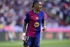 马卡：拉菲尼亚缺席导致巴萨成绩下滑，他的高压逼抢和牵扯很重要