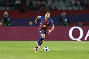 世体:埃里克-加西亚将担任首发右后卫 莱万可能取代费兰首发出战