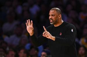 场均5.2分2.9板!乌度卡:我球员生涯是靠防守立足并命中空位投篮