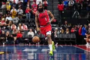 哈登谈出战51分钟:就是继续战斗 我们一直不顺但还是要坚韧&战斗